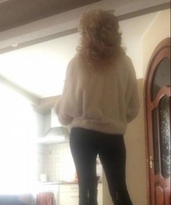 У меня великолепная фигура, изысканный стиль и море чувственности. Я настраиваю на релаксацию и удовольствие, чтобы каждая наша встреча была запоминающейся. У меня разнообразные услуги, я открыта для экспериментов и готова исполнить даже самые сокровенные желания. Посмотри мои фото, они подтвердят мою невероятную красоту и сексуальность. Живу в Москве и с удовольствием приглашу тебя в свою уютную квартиру для незабываемого отдыха. У меня есть отличные отзывы от клиентов, которые говорят о моем профессионализме и умении доставить настоящее наслаждение. Позвони мне и погрузись в мир страсти и наслаждения! 💋🔥🌹 14549, 30 лет